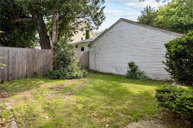 41 Higgins Ave, Providence, RI 02908 - view of yard