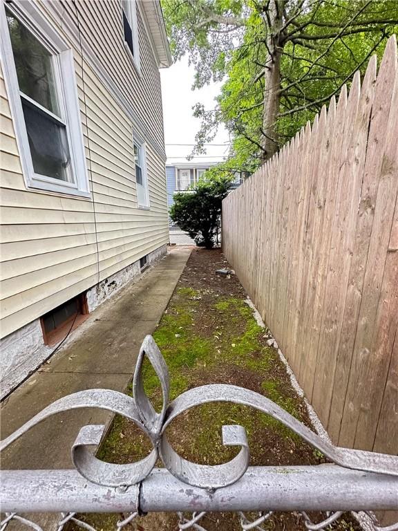 9 Octavia St, Providence, RI 02909 - view of yard