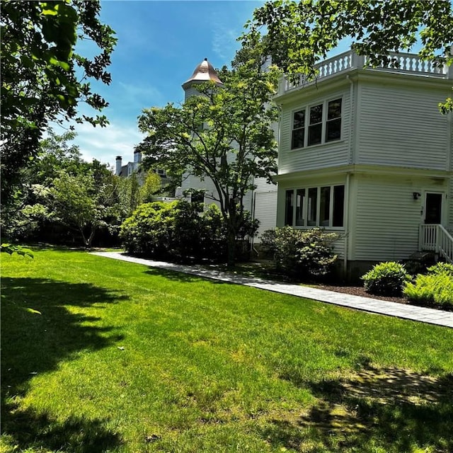 446 Bellevue Ave Unit 6, Newport, RI 02840 - view of property exterior with a lawn