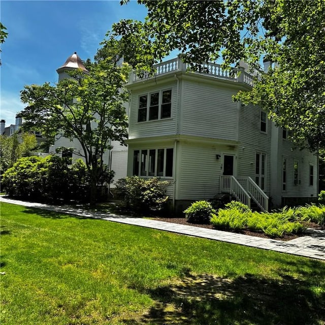 446 Bellevue Ave Unit 6, Newport, RI 02840 - view of property exterior with a yard