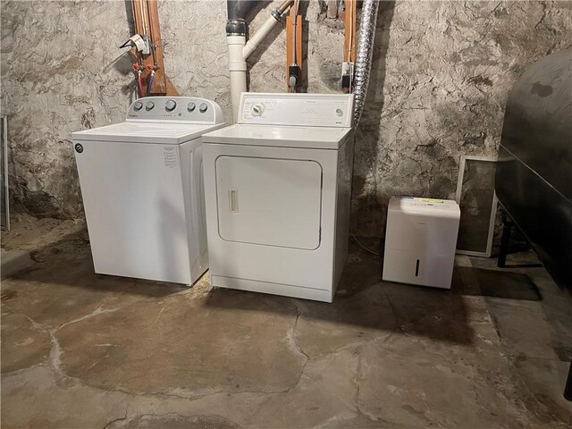37 Kermit St, Woonsocket, RI 02895 - laundry area with independent washer and dryer