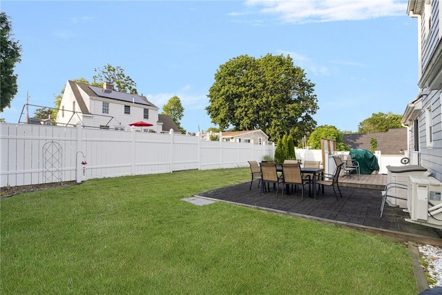 1 Adelaide Ave, Bristol, RI 02809 - fenced backyard with outdoor dining space
