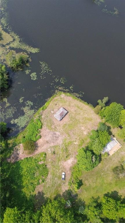 79 Taylor Rd, Johnston, RI 02919