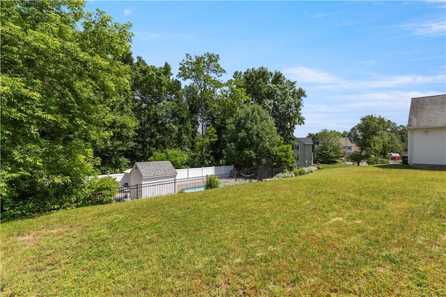 6 Fleuette Dr, Bellingham, MA 02019 - view of yard