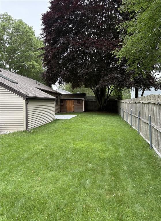 7 Hemlock Dr, Barrington, RI 02806 - photo 15