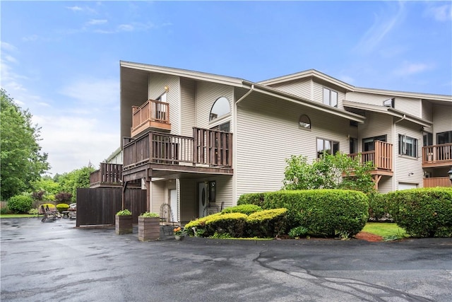97 Farnum Pike Unit 7, Smithfield, RI 02917 - view of side of property with a balcony