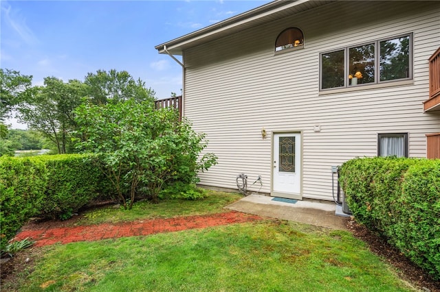 97 Farnum Pike Unit 7, Smithfield, RI 02917 - rear view of property featuring a lawn