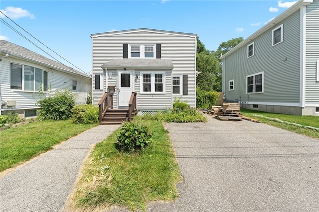 34 Tilden Ave, Warwick, RI 02888 - view of front facade featuring a front yard