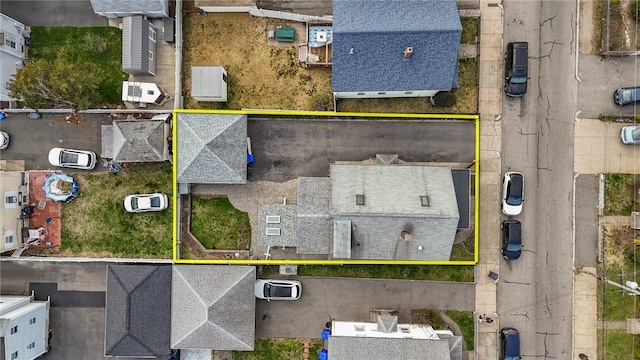 167 Carter Ave, Pawtucket, RI 02861 - aerial overview of property's location featuring property boundaries highlighted