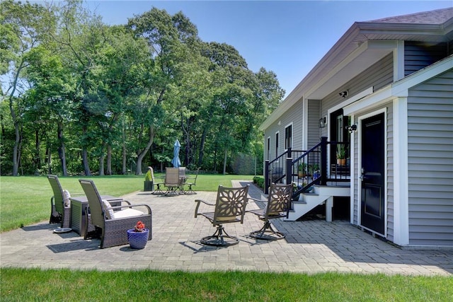 42 Aubin St, Seekonk, MA 02771 - view of patio / terrace