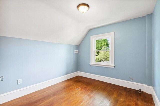 640 Elmgrove Ave, Providence, RI 02906 - photo 42