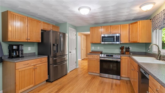 28 Narragansett Rd, Cumberland, RI 02864 - photo 9