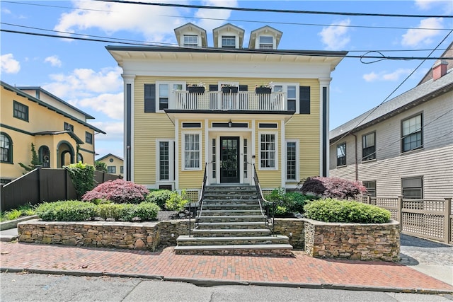 75 Pelham St Unit B, Newport, RI 02840 - photo 1