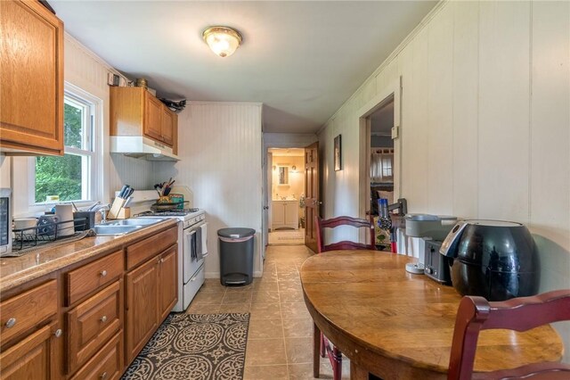 7 Broadview Ave, Bristol, RI 02809 - photo 8