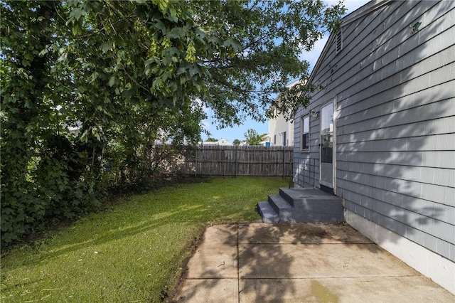 17 Victor Emanuel Ave, Providence, RI 02904 - view of yard with a patio area