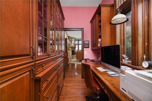 17 Pojac Point Rd, North Kingstown, RI 02852 - office area featuring dark wood-style floors and built in study area