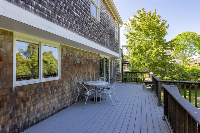 61 Bay View Rd, Charlestown, RI 02813 - deck with outdoor dining space