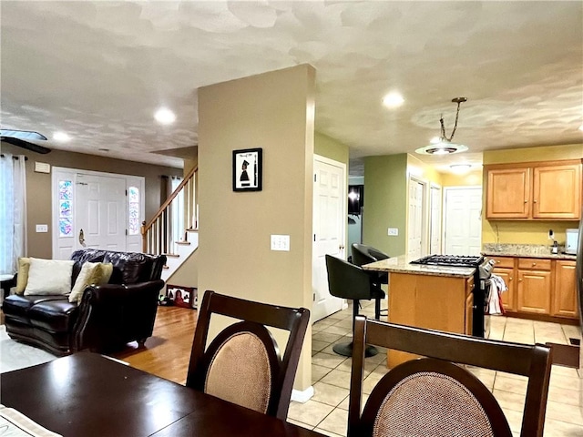2 Hayes St, Johnston, RI 02919 - photo 5