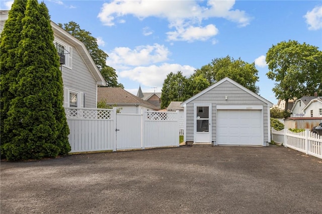 39 Owen Ave, Pawtucket, RI 02860 - detached garage with a gate and asphalt driveway