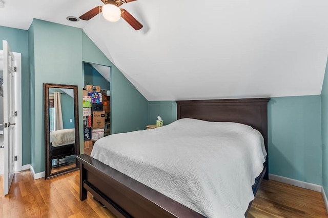 15 N St, Warwick, RI 02886 - bedroom with lofted ceiling, light wood finished floors, and a ceiling fan