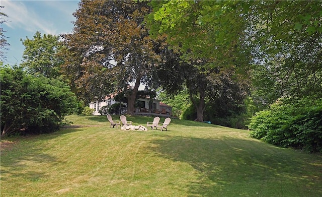 2352 Matunuck Schoolhouse Rd, Charlestown, RI 02813 - view of green lawn