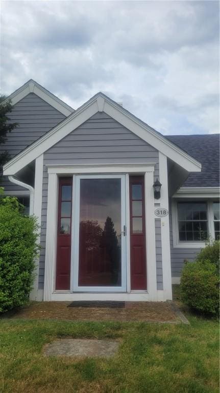 318 Corey Ln Unit 318, Middletown, RI 02842 - doorway to property