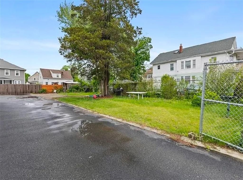 91 Detroit Ave, Providence, RI 02907