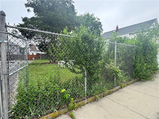 91 Detroit Ave, Providence, RI 02907