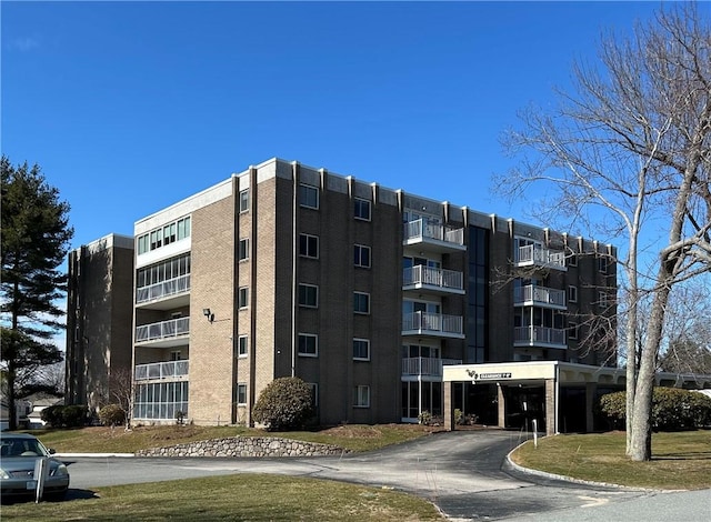 200 Hoffman Ave Unit 206, Cranston, RI 02920 - view of apartment building / complex