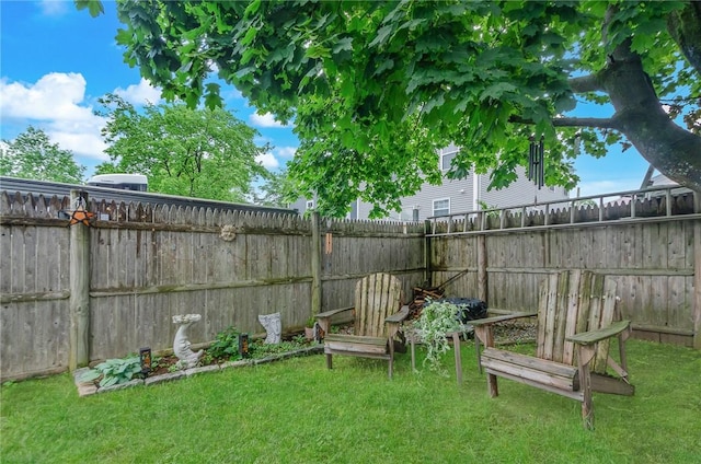 75 Columbus St, Providence, RI 02908 - view of fenced backyard
