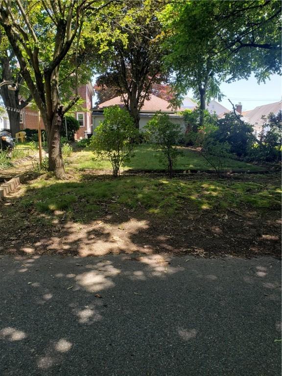 59 Lakeside St, Providence, RI 02904
