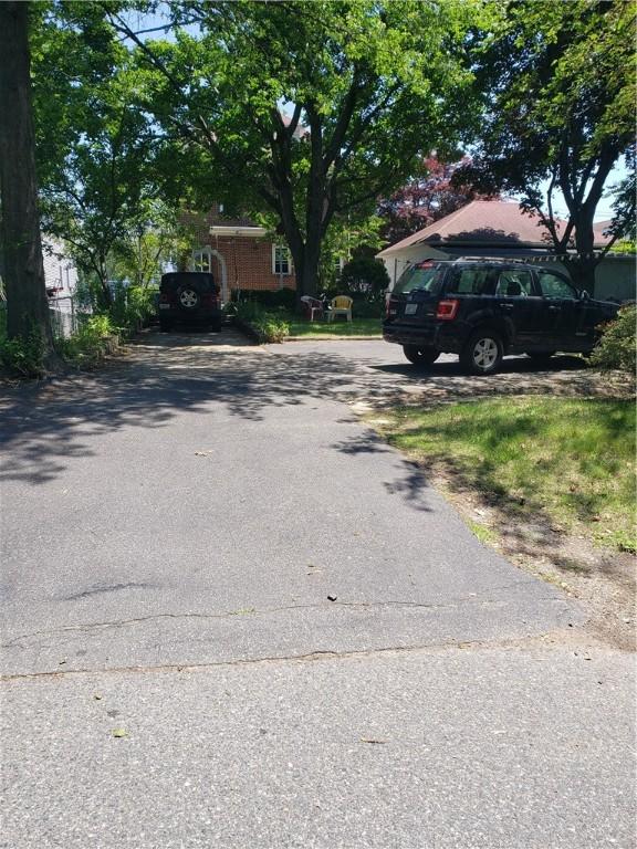 63 Lakeside St, Providence, RI 02904