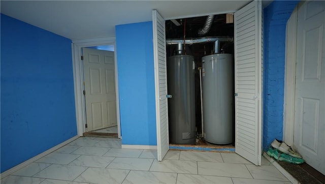271 Union Ave, Providence, RI 02909 - utility room featuring gas water heater