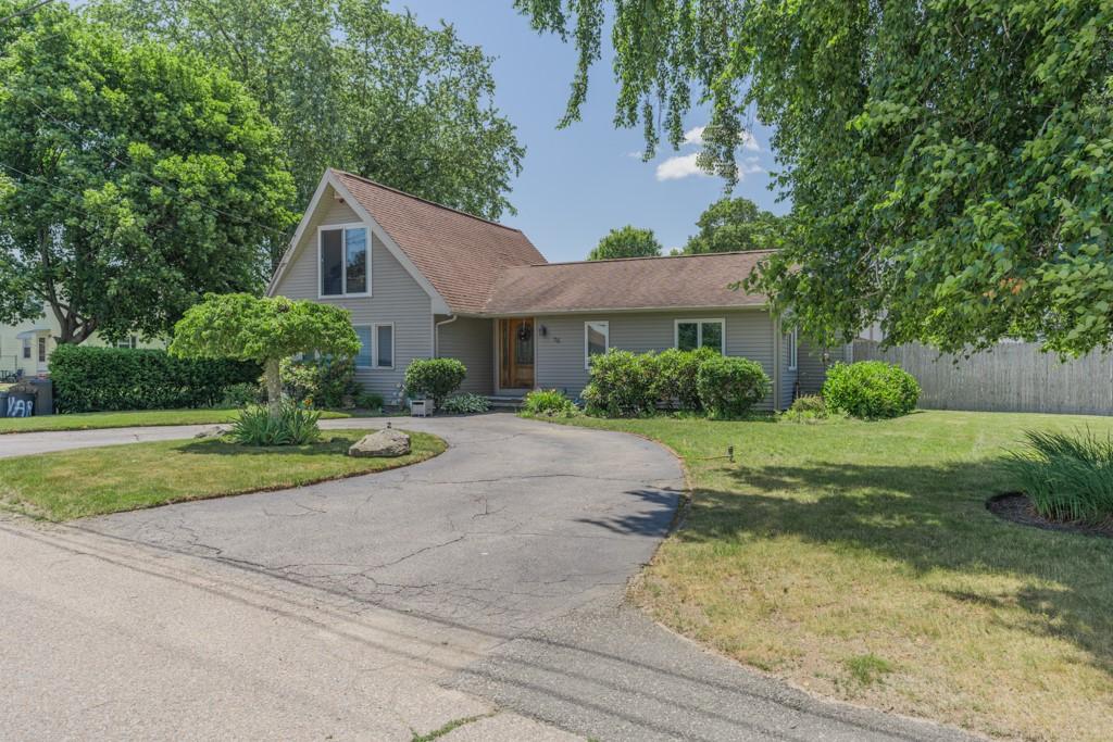 76 Midvale Ave, Cranston, RI 02920 - photo 1