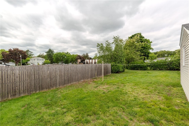 40 Lufkin Ct, Warwick, RI 02888 - view of yard