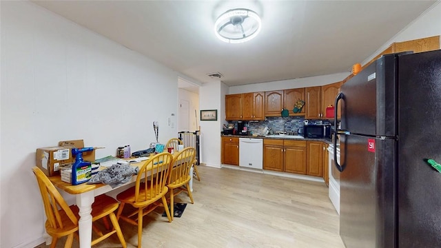 79 Rivulet St, Woonsocket, RI 02895 - photo 9