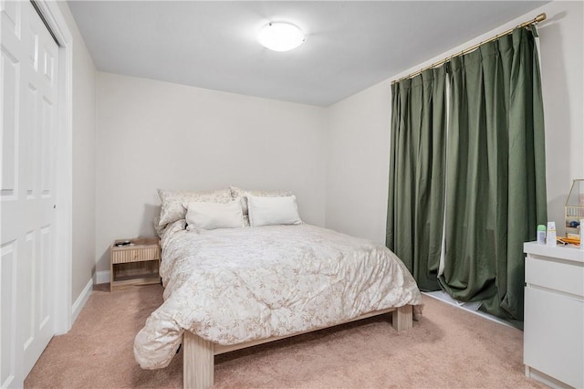 607 Knollwood Dr, Woonsocket, RI 02895 - carpeted bedroom featuring a closet