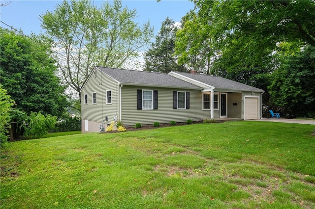 607 Knollwood Dr, Woonsocket, RI 02895 - ranch-style home featuring a garage, driveway, and a front lawn