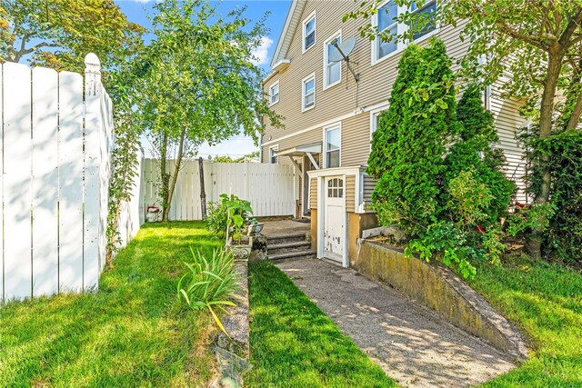 106 Pleasant St, Cranston, RI 02910 - photo 5