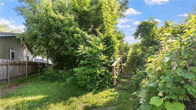 92 Glendale Dr, West Warwick, RI 02893 - view of yard