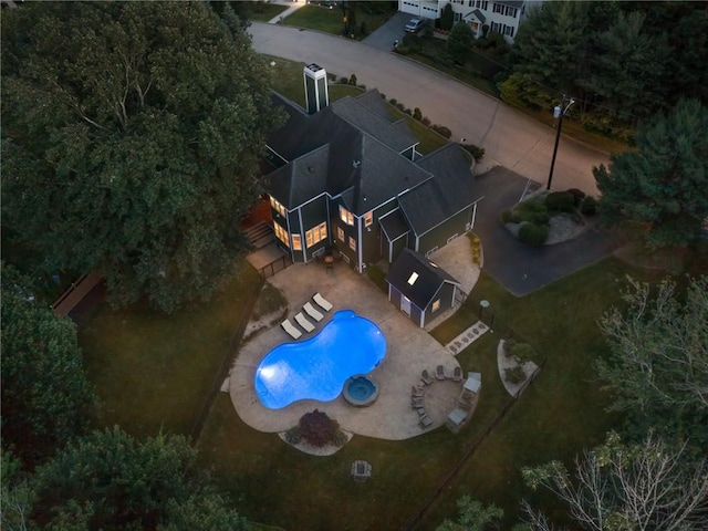 2 Medinah Dr, West Warwick, RI 02893 - aerial view of property and surrounding area featuring a pool