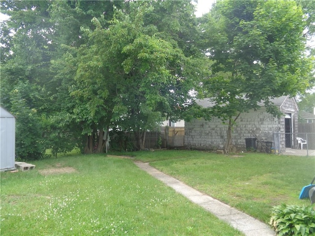 18 Dickinson Ave, North Providence, RI 02904 - photo 2