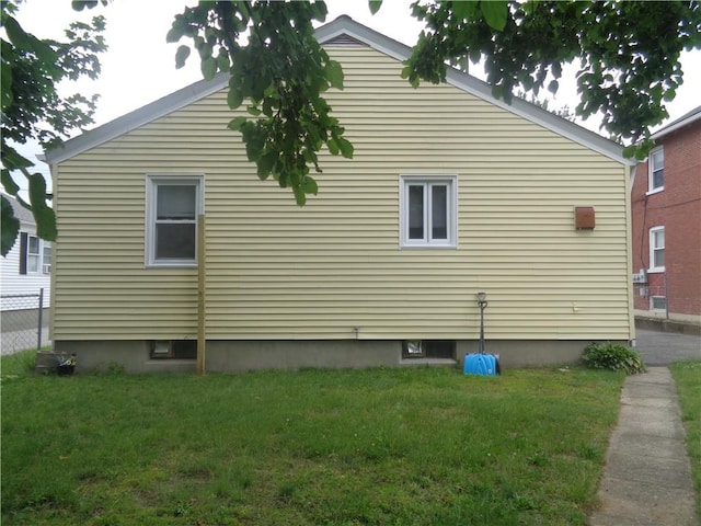 18 Dickinson Ave, North Providence, RI 02904 - photo 3