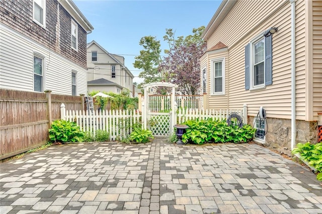 1 Slocum St, Newport, RI 02840 - view of patio / terrace