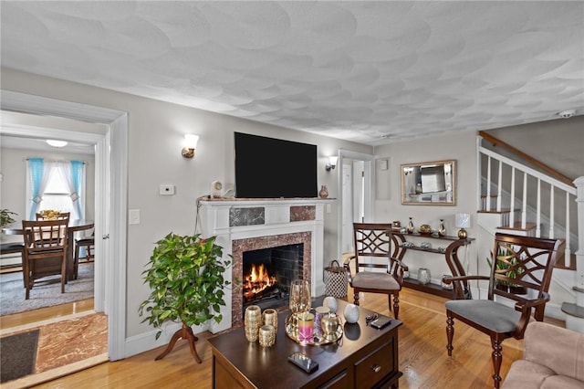 690 Killingly St, Johnston, RI 02919 - photo 4