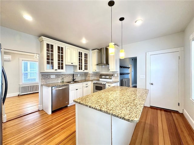 91 Van Zandt Ave, Newport, RI 02840 - photo 14