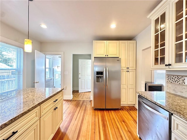 91 Van Zandt Ave, Newport, RI 02840 - photo 17