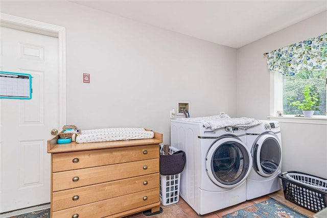 5 Havens Rd, Westerly, RI 02891 - laundry area featuring washing machine and clothes dryer