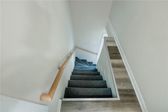 25 Unit St, Providence, RI 02909 - stairway featuring wood finished floors