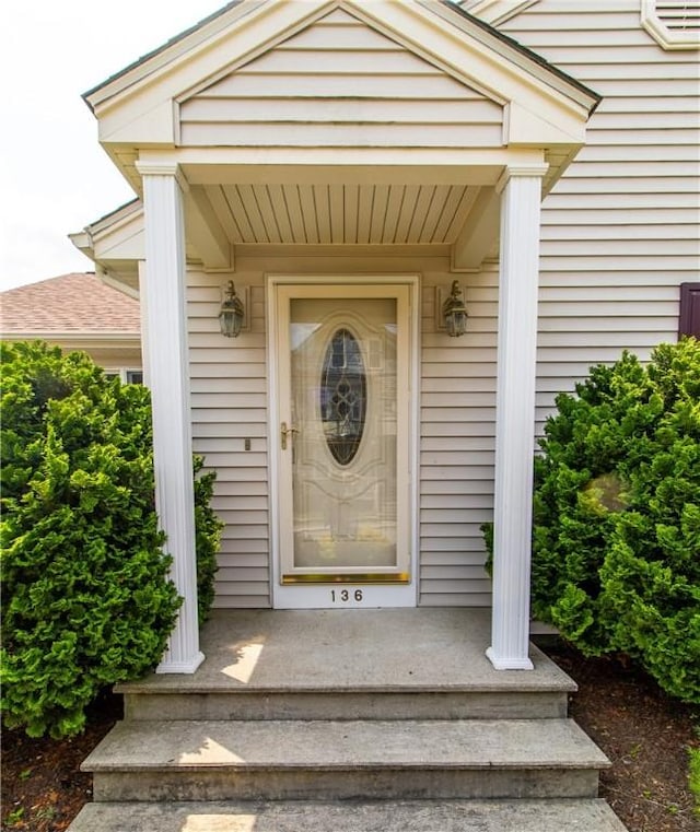 136 Woodward Rd, Providence, RI 02904 - property entrance